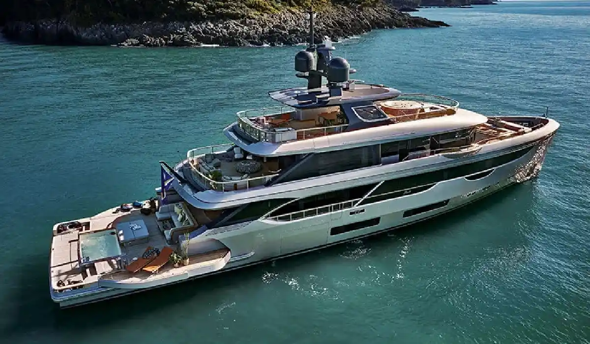 Benetti - Oasis 40M - Motor Yacht Charter - Motor Yachts for Sale - Exclusive Concierge Club.webp